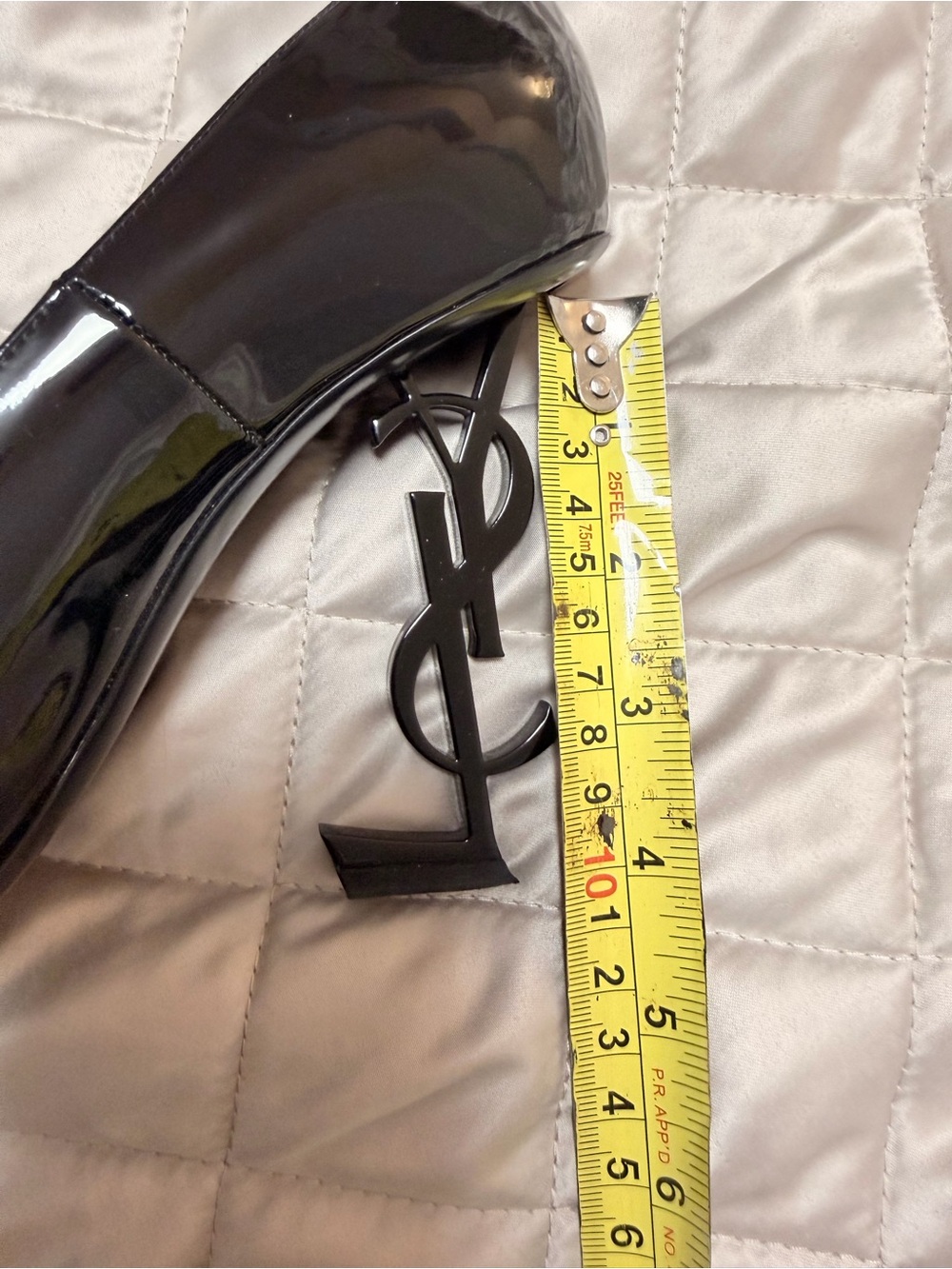 Saint Laurent Glossy Black Heels with Logo Detail - Picture 7 of 8